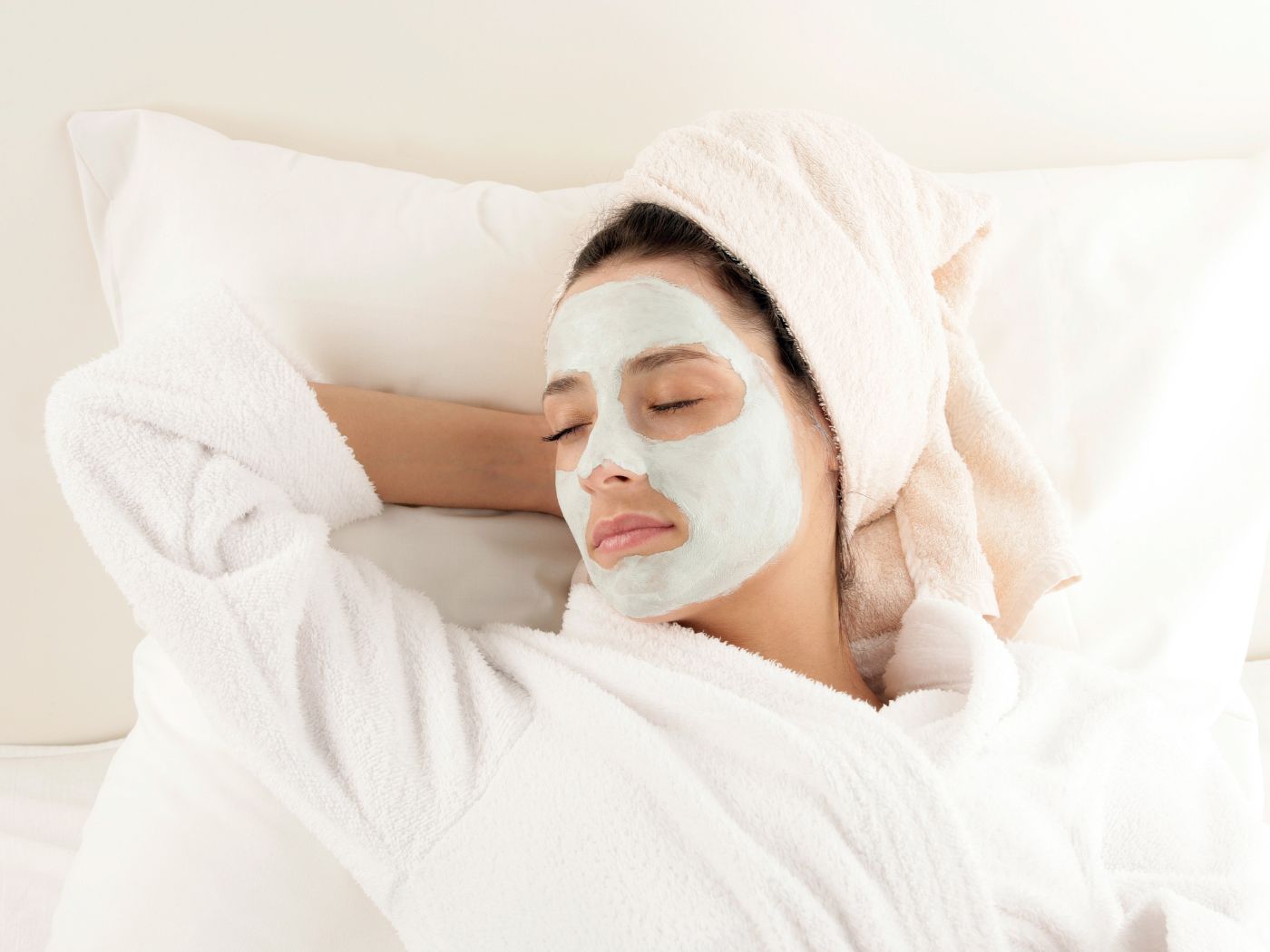 7 Secret Reasons For Using Vitamin C Sleeping Mask