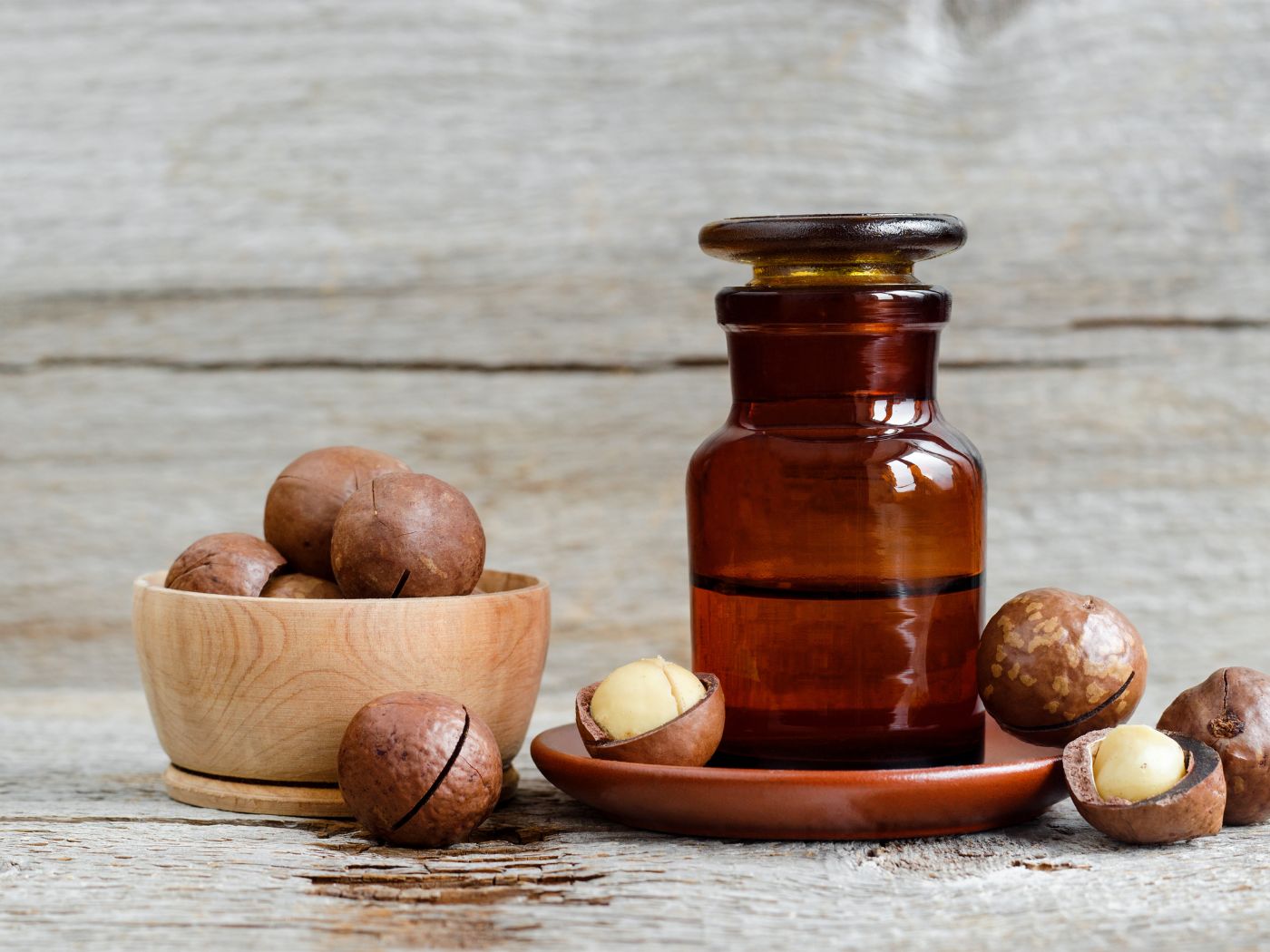 3 Tips On How To Add Macadamia Nut Oil To Your Skincare Routine