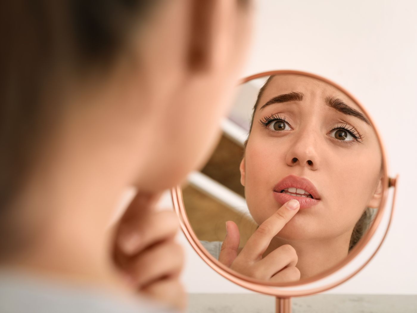 5 Tips For Preventing Chapped Or Dry Lips - Lip Care