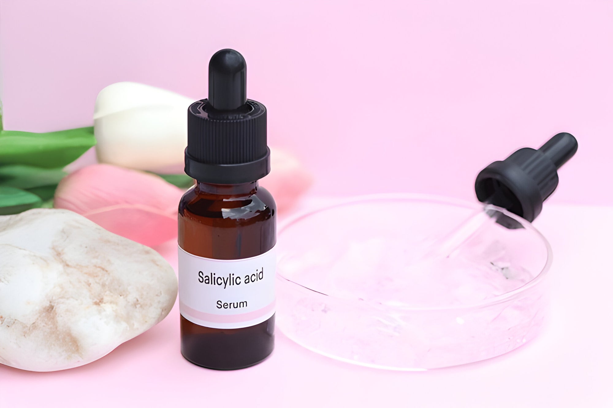 Salicylic Acid Serum 101: Combat Acne and Shrink Pores for Radiant Skin