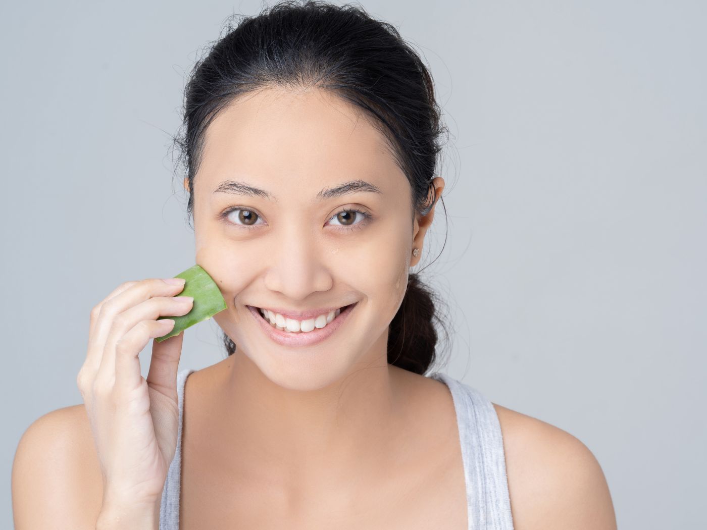 An Ultimate Guide To Use Aloe Vera In Natural Skincare