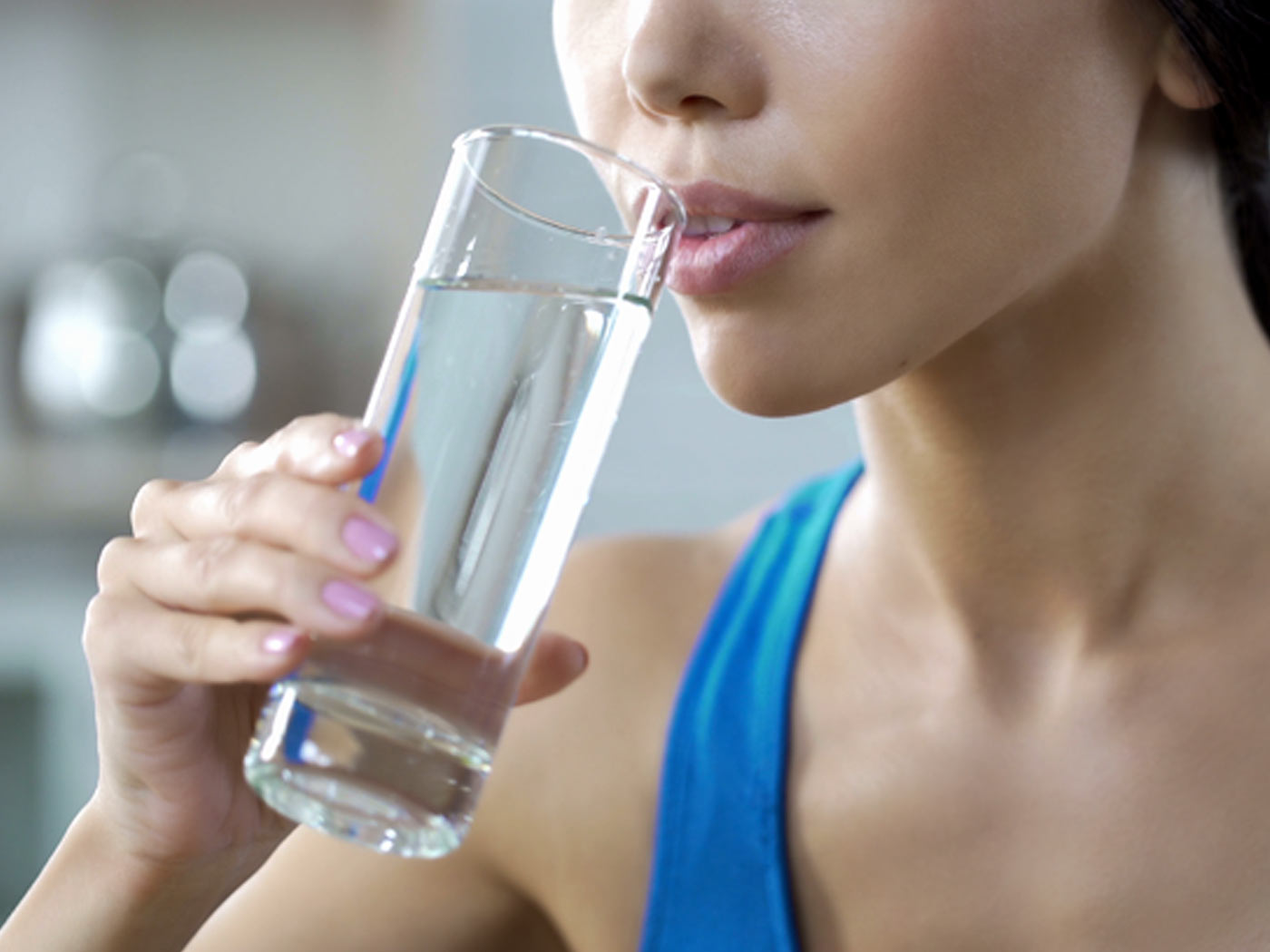 Can drinking water reduce acne?