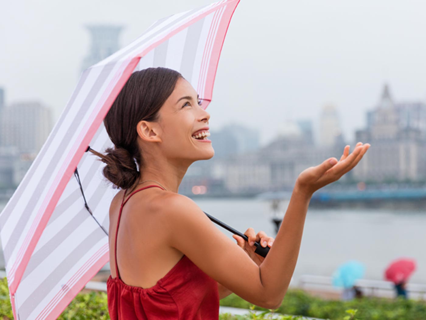 Monsoon Skin Care Routine - Skin Care Tips For Rainy Season