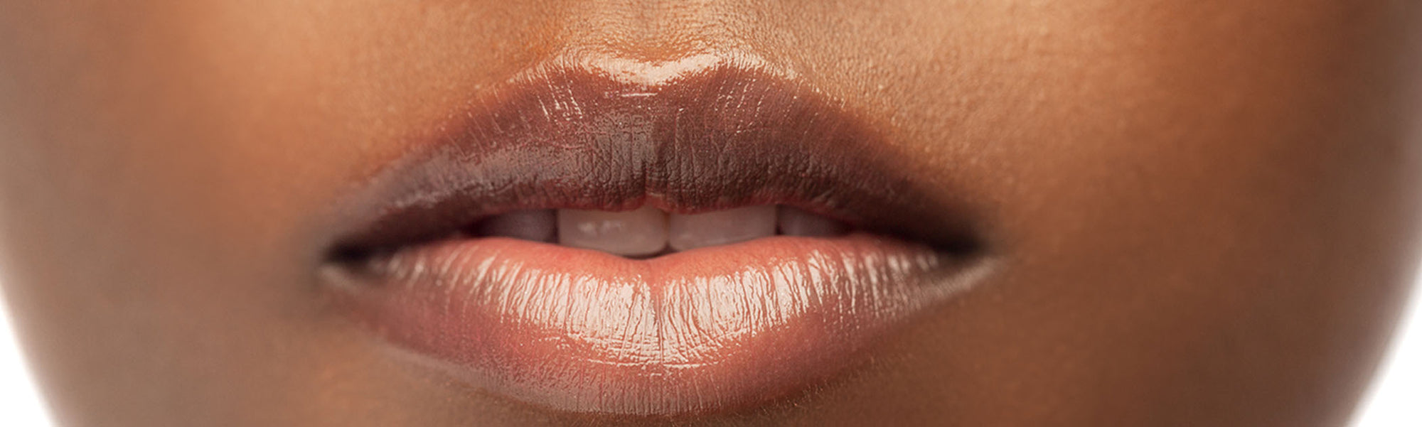 Lighten Your Dark Lips With Effective Home Remedies
